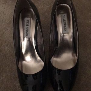 Steve Madden, Black Patent Leather Stilettos